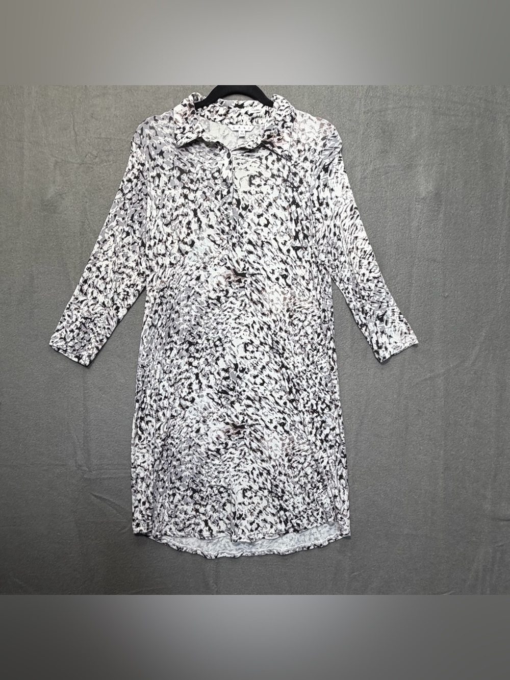 CAbi #822 Button Down Collared Jersey Dress White Gray Black Women's M‎